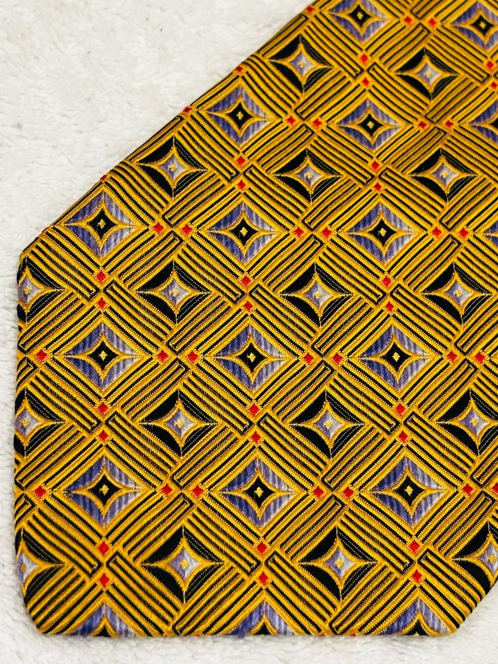 Brand New High Quality Stylish Tie By Robert Talbott